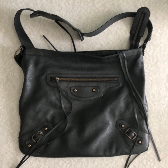 balenciaga messenger bag